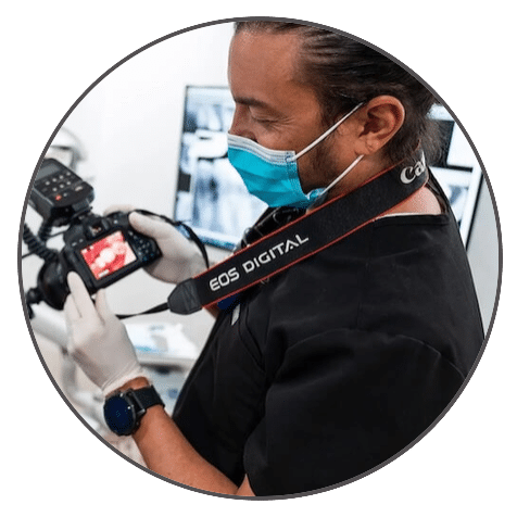 Smile design and dental photography at HQ Dontics